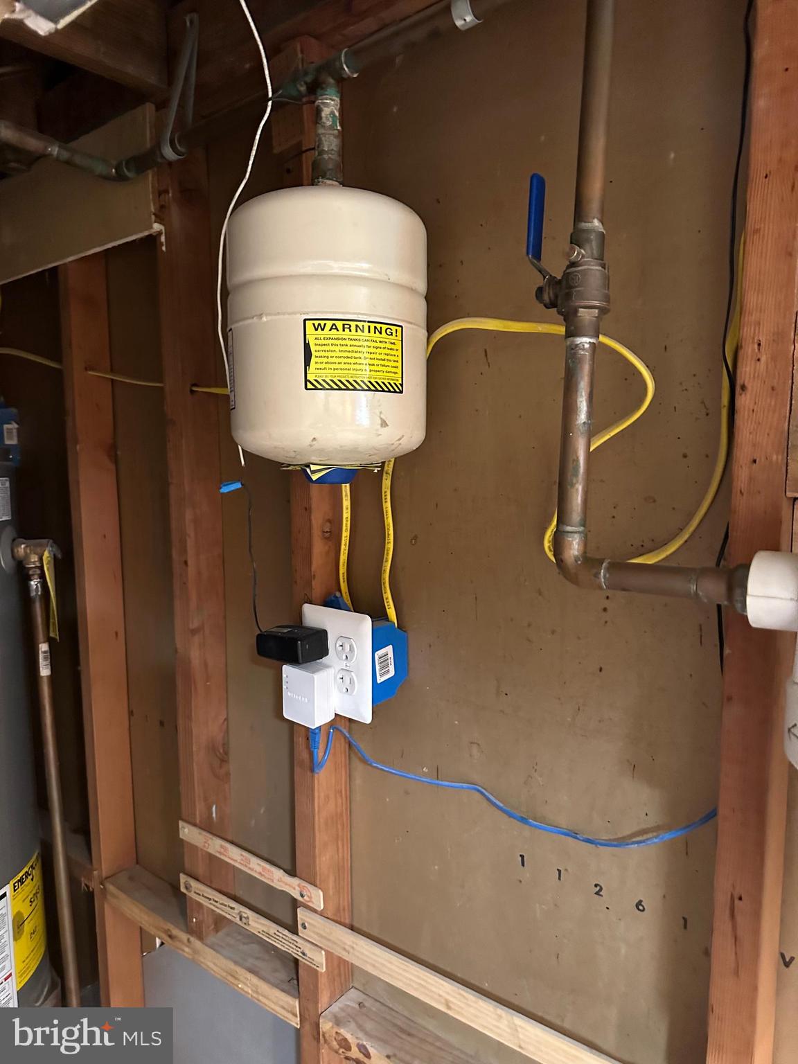 KENSINGTON HEIGHTS - Residential