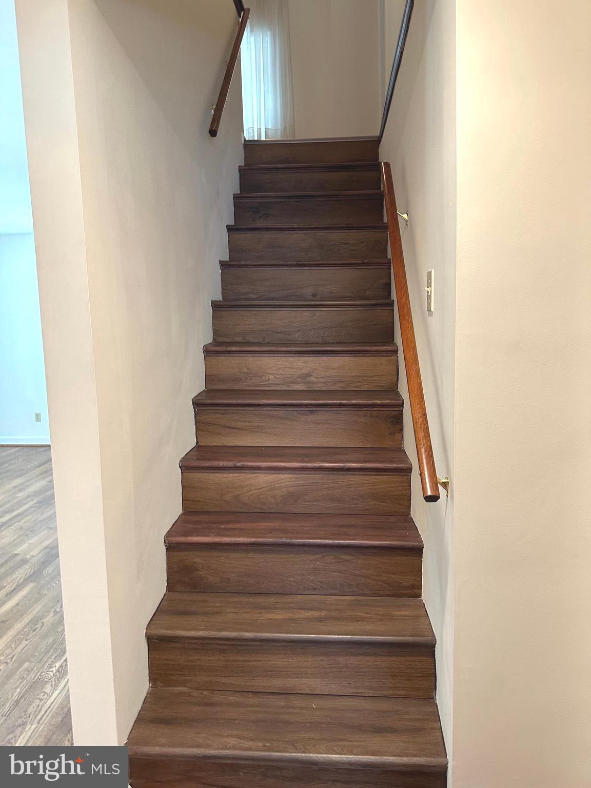 KENSINGTON HEIGHTS - Residential