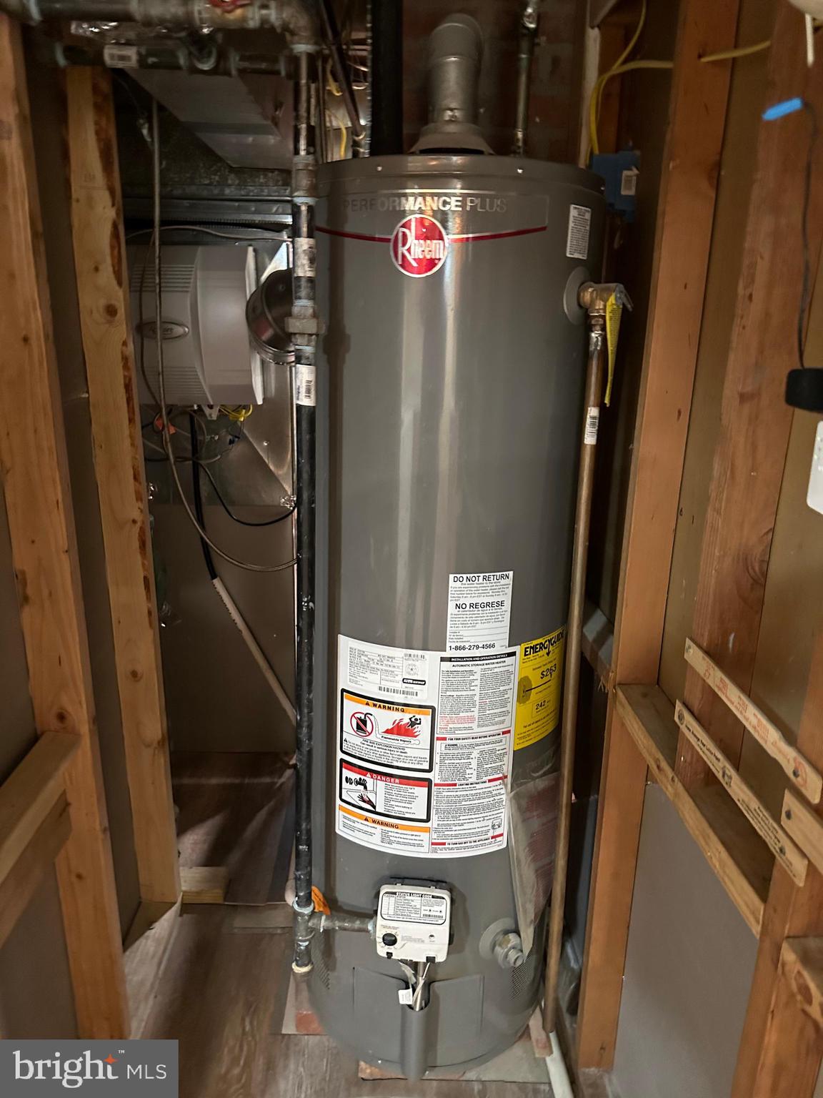 KENSINGTON HEIGHTS - Residential