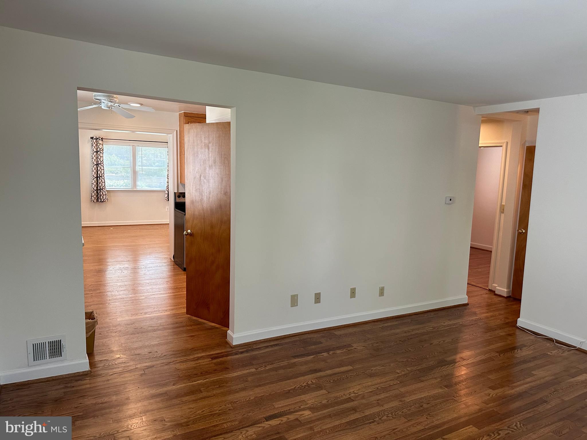 KENSINGTON HEIGHTS - Residential