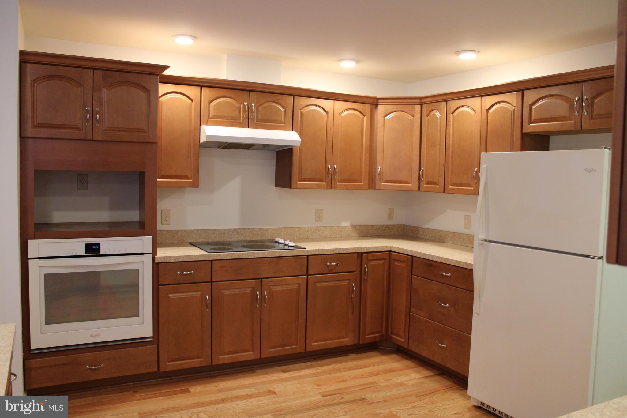 WILDERNESS WEST - Residential Lease