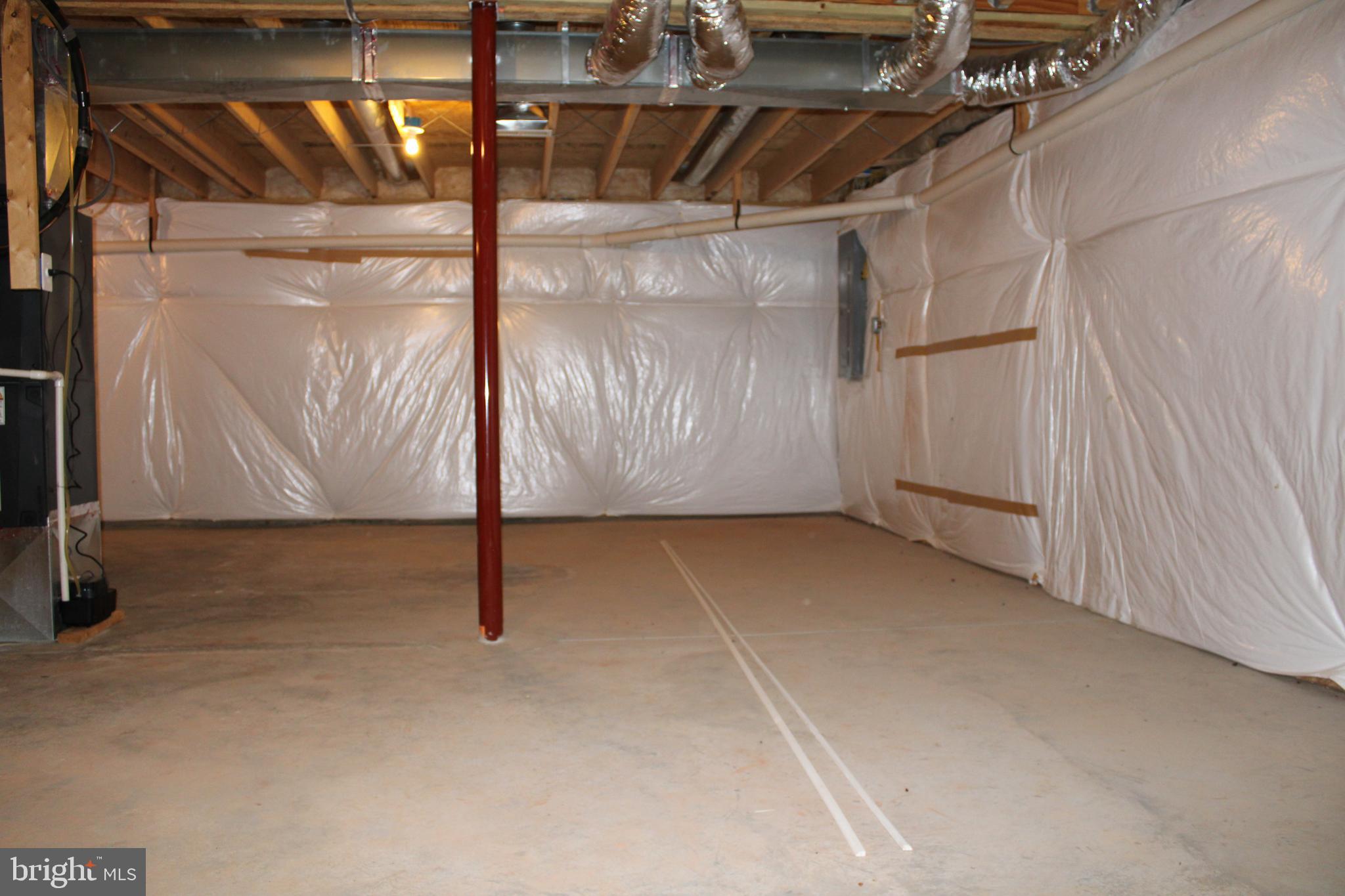 WILDERNESS WEST - Residential Lease