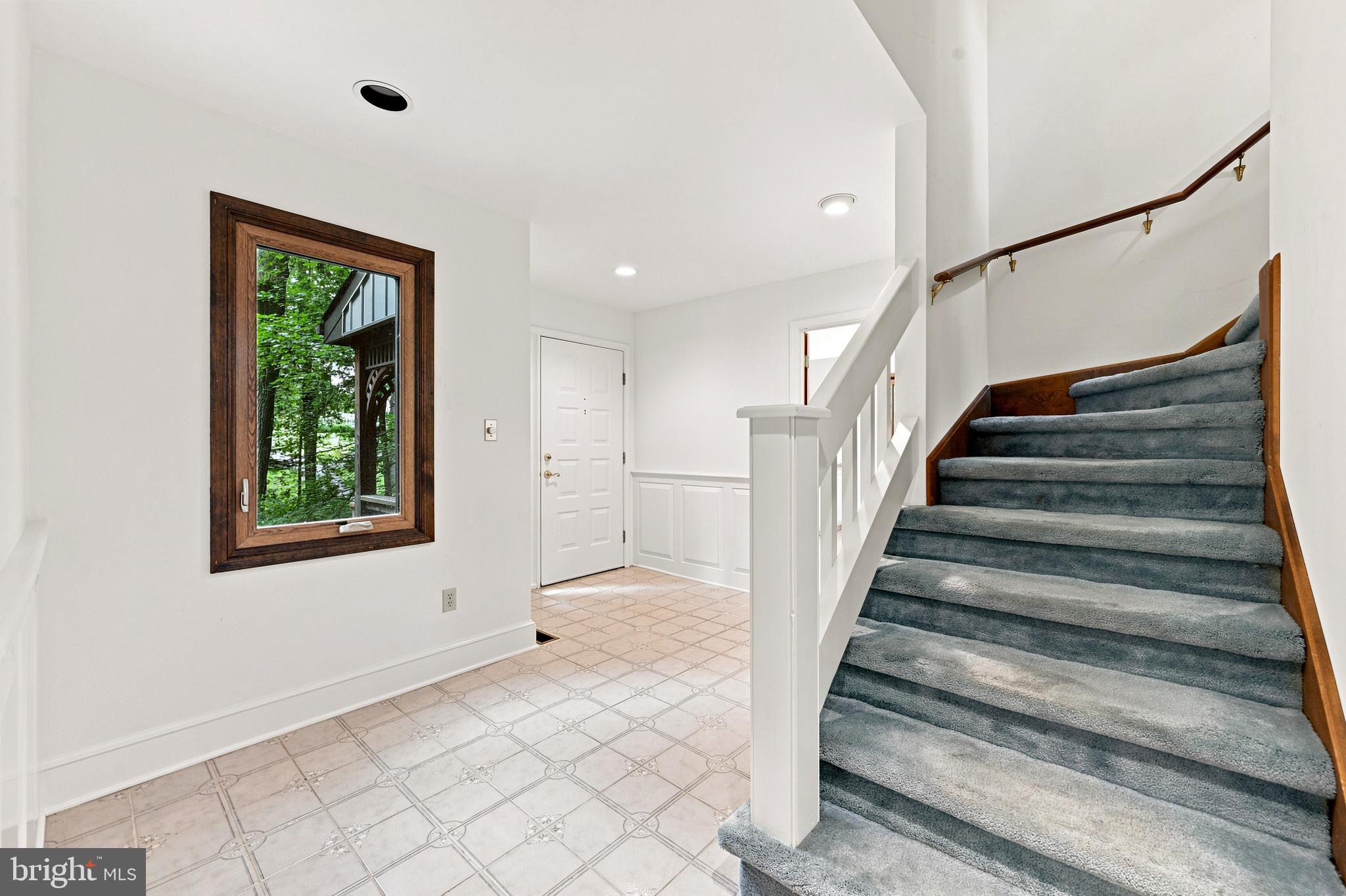 1672 SUZANNE DRIVE