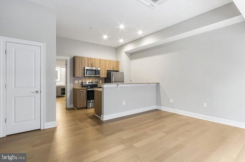 Condo For Rent - 1300 Chestnut Street #804<br/> PHILADELPHIA, PA 19107