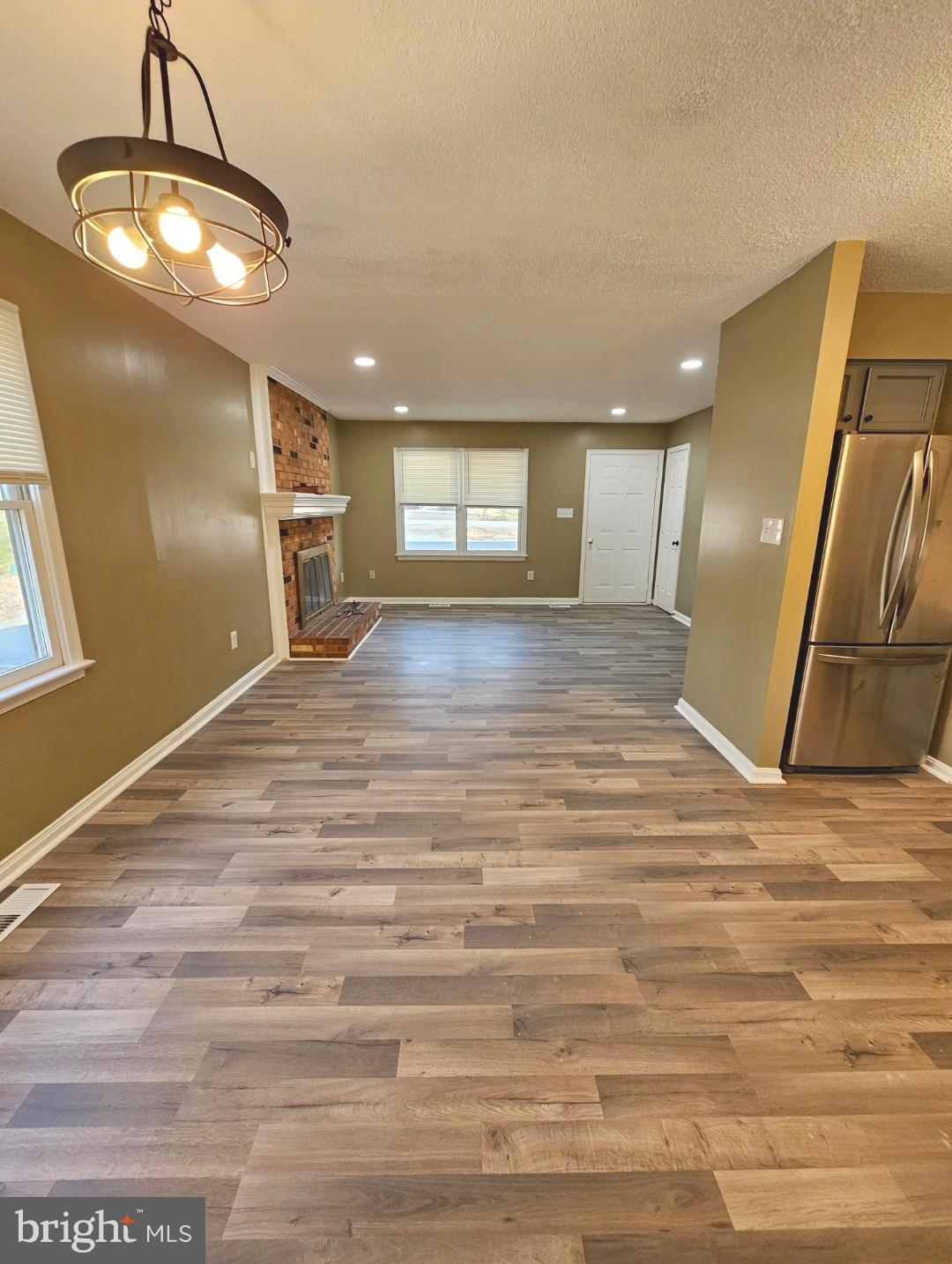 LAKE OF THE WOODS - Residential Lease