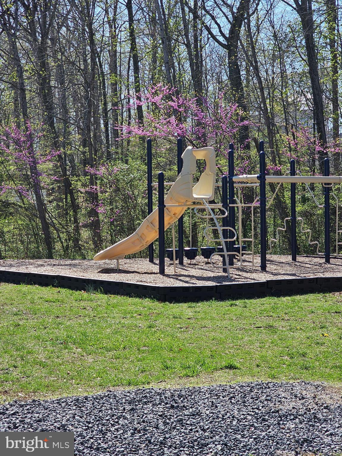 LAKE OF THE WOODS - Residential Lease