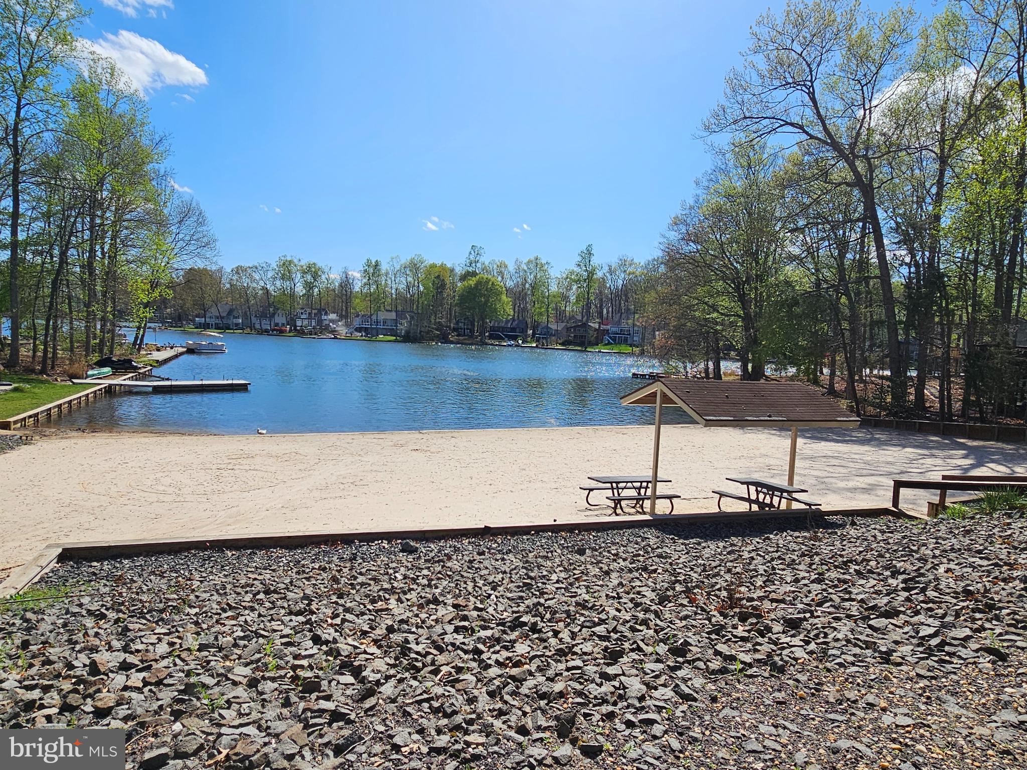 LAKE OF THE WOODS - Residential Lease