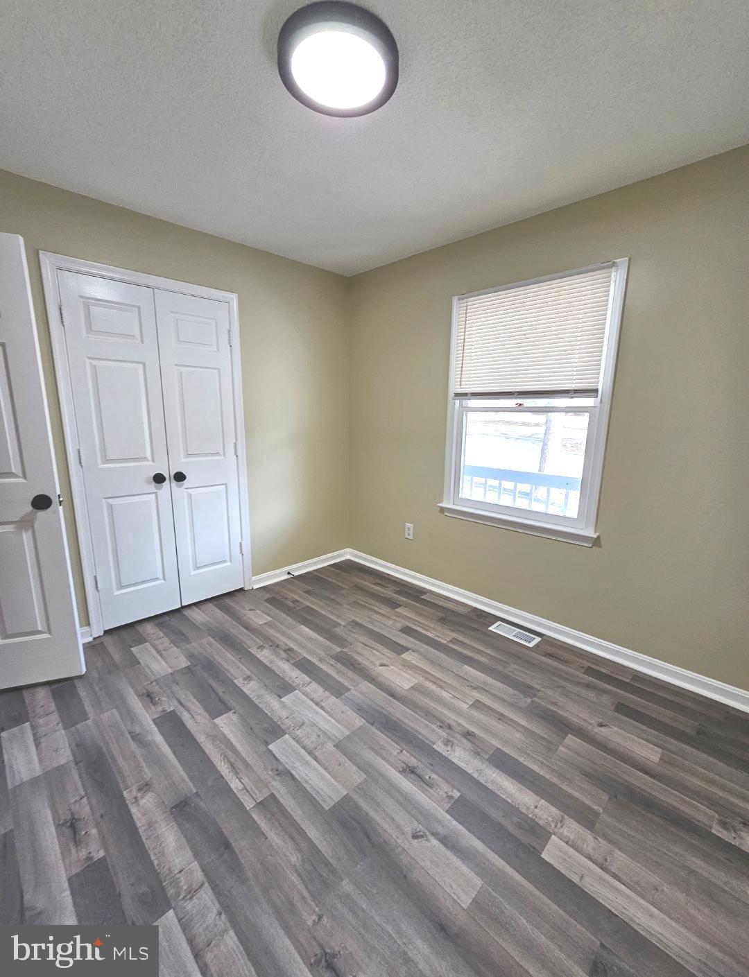 LAKE OF THE WOODS - Residential Lease