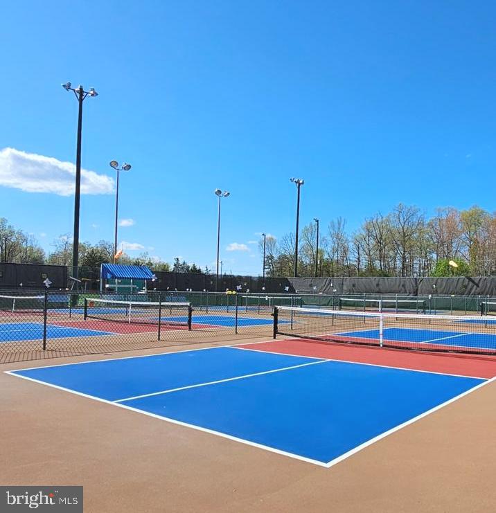 LAKE OF THE WOODS - Residential Lease