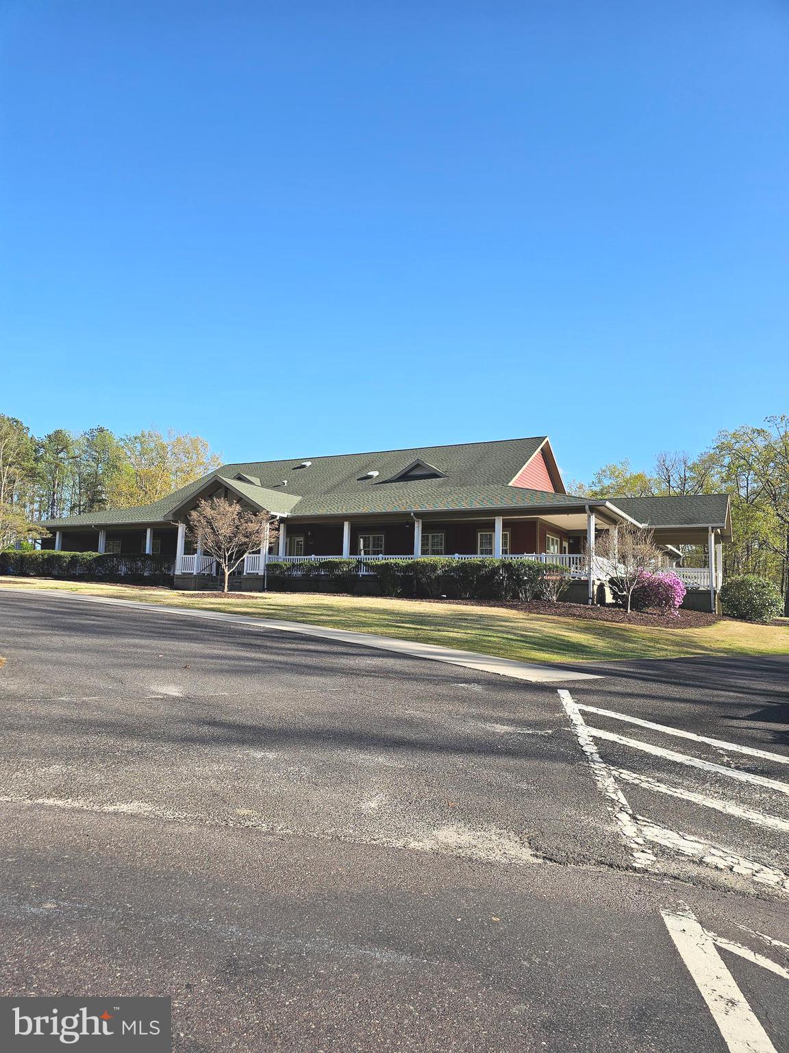 LAKE OF THE WOODS - Residential Lease