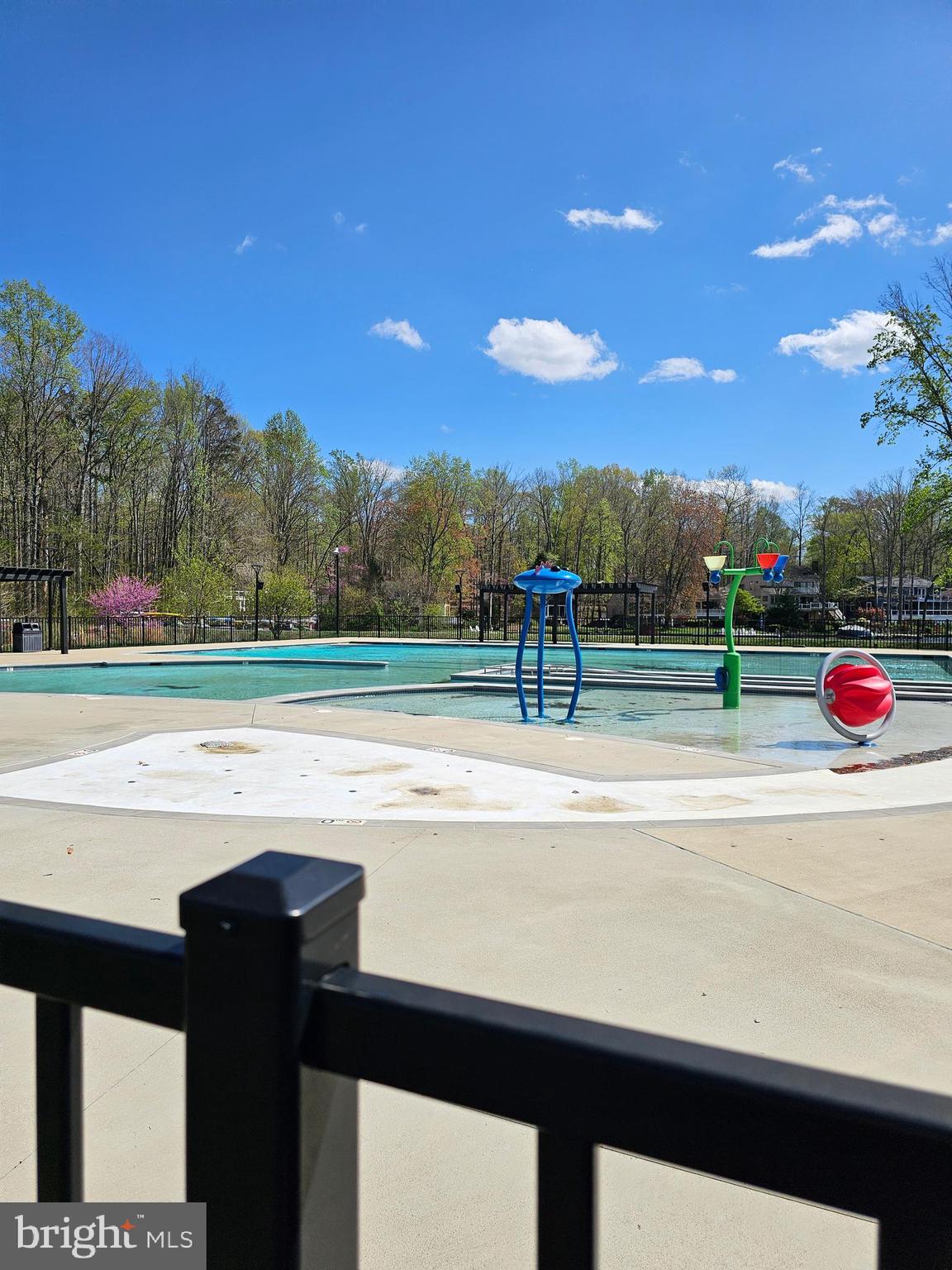 LAKE OF THE WOODS - Residential Lease