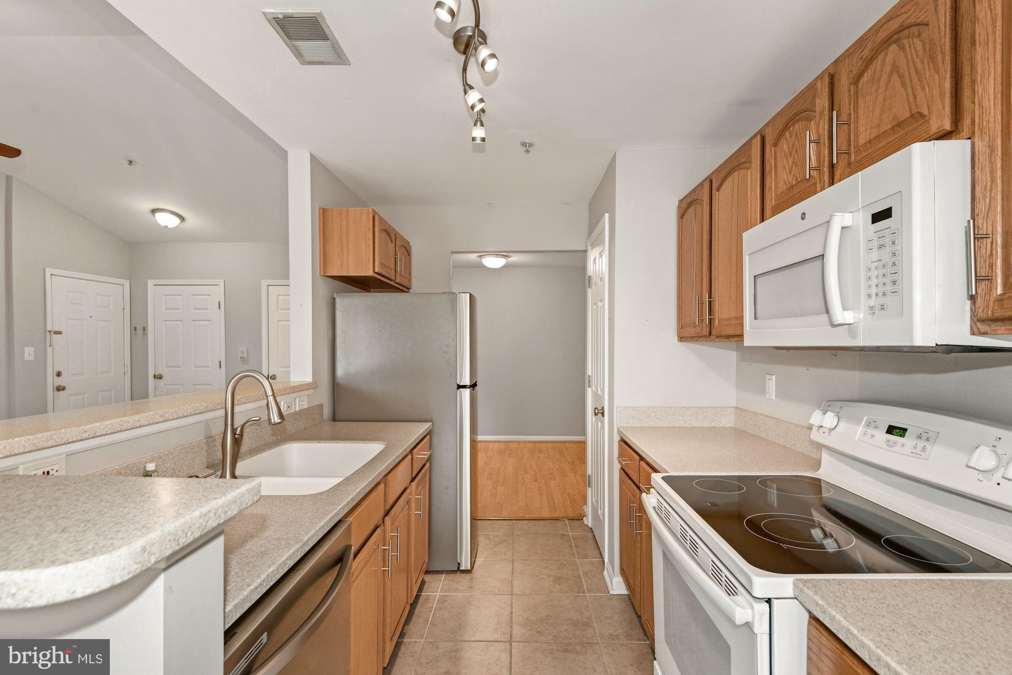 TIDEWATER COLONY - Residential Lease