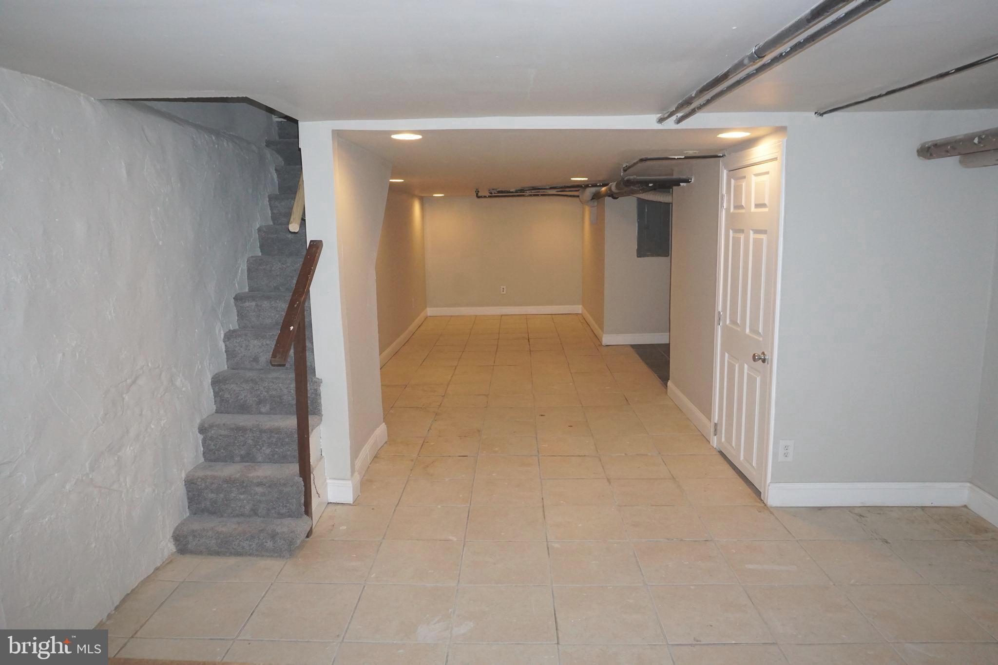 BEVERLY HILLS - Residential