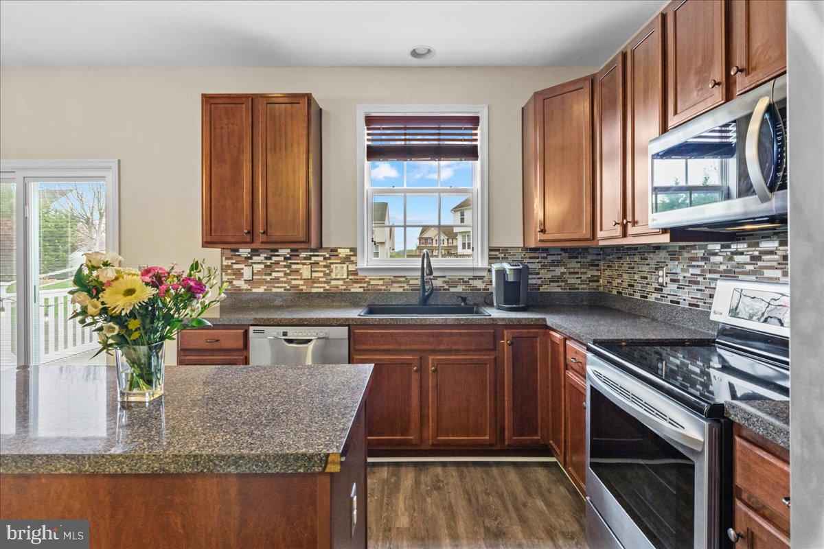 SPRUCE HILL NORTH - Residential