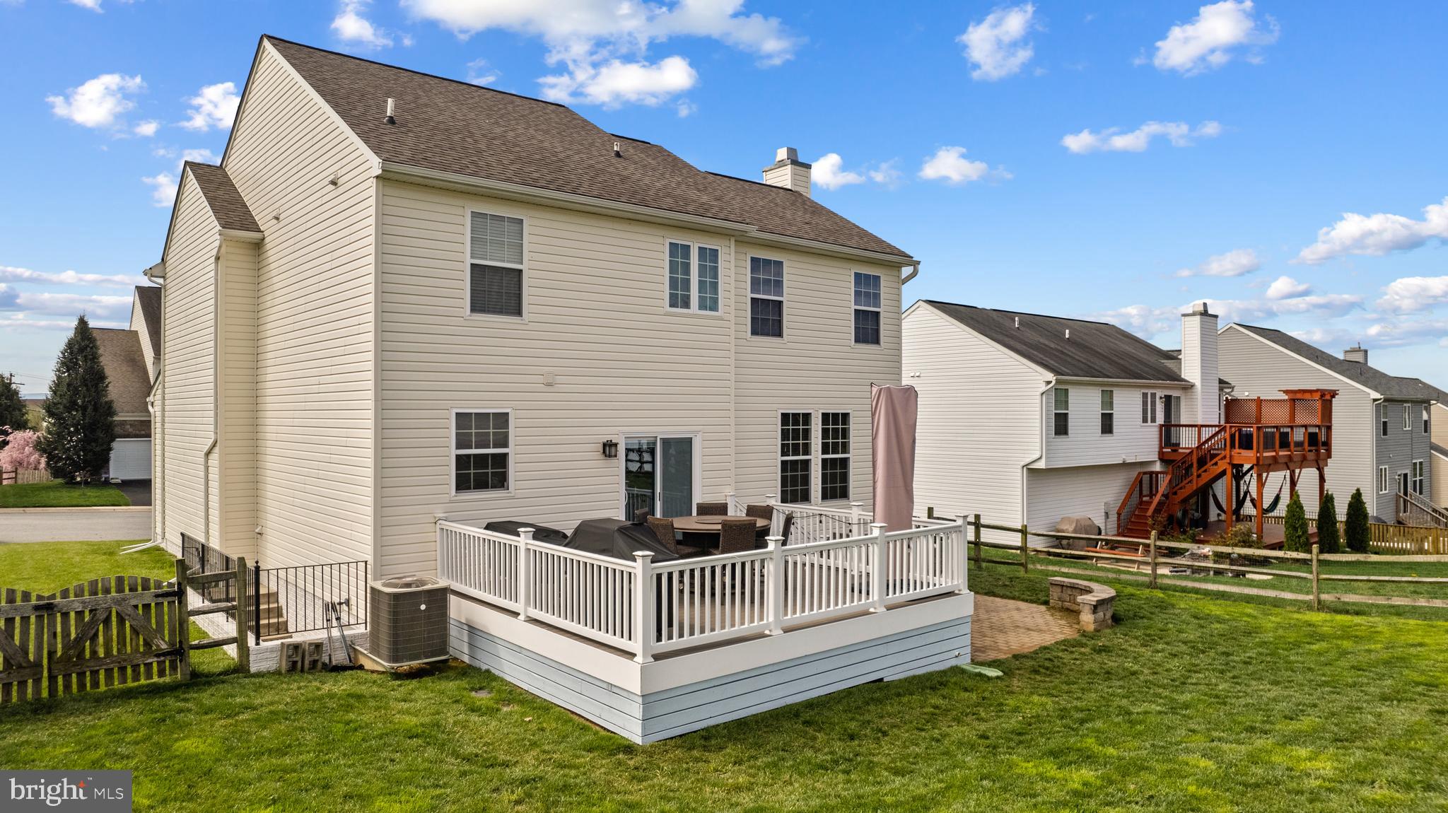 SPRUCE HILL NORTH - Residential