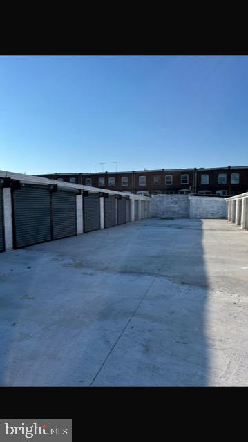 ELMWOOD PARK - Commercial Lease