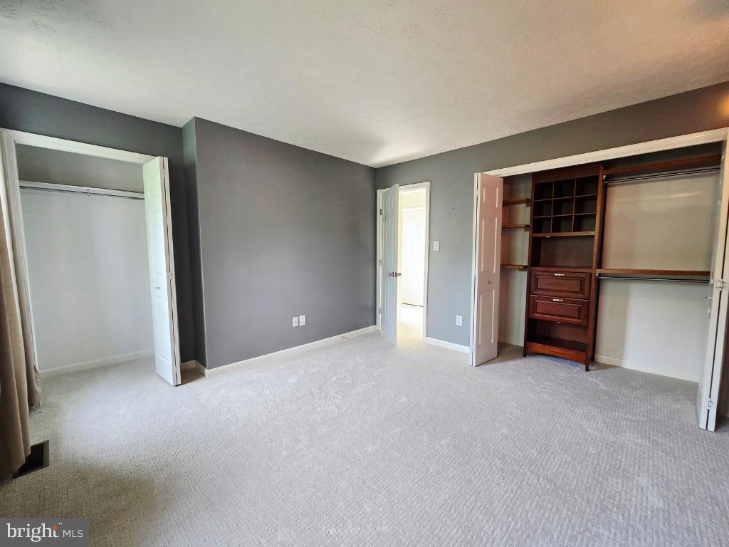 LIMESTONE COURT - Residential Lease