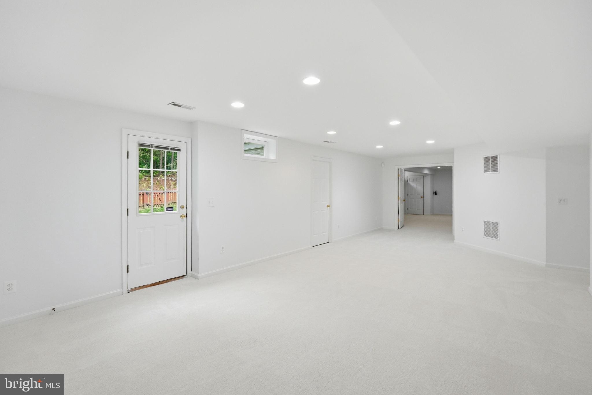 ASHLAND - Residential