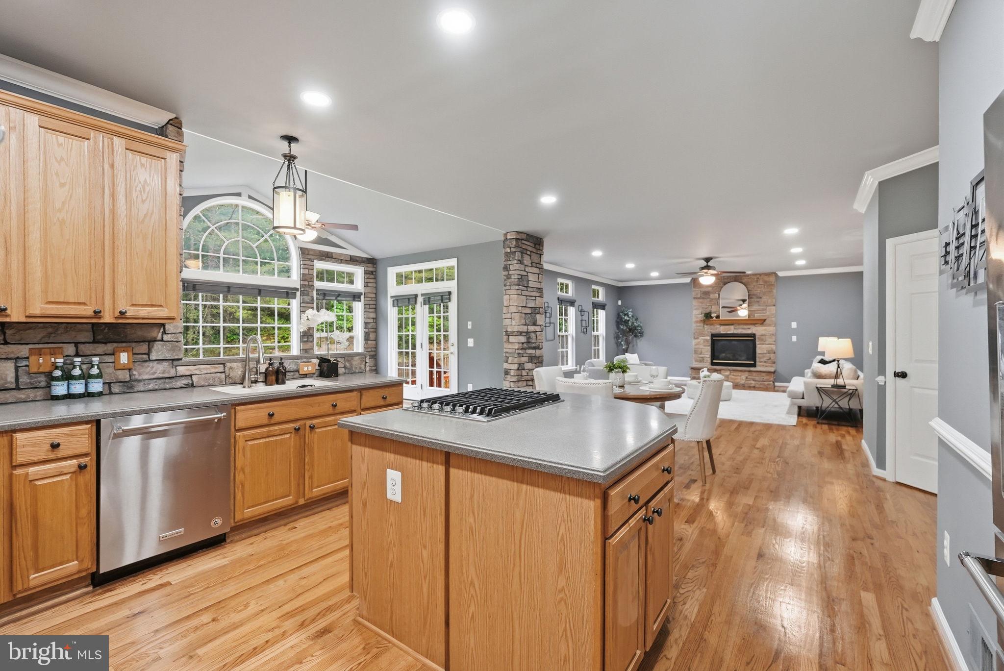 ASHLAND - Residential
