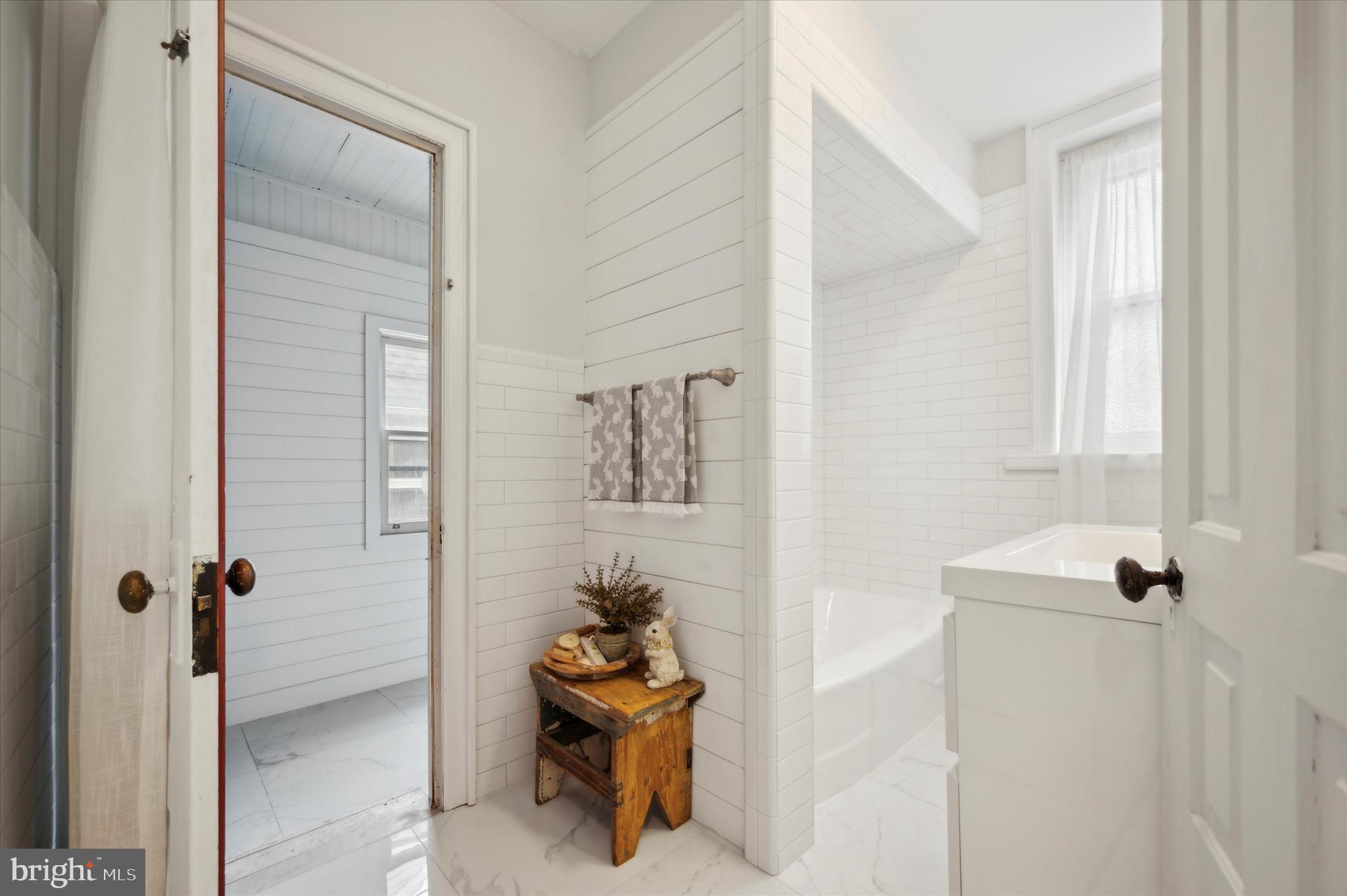 NON AVAILABLE - Residential