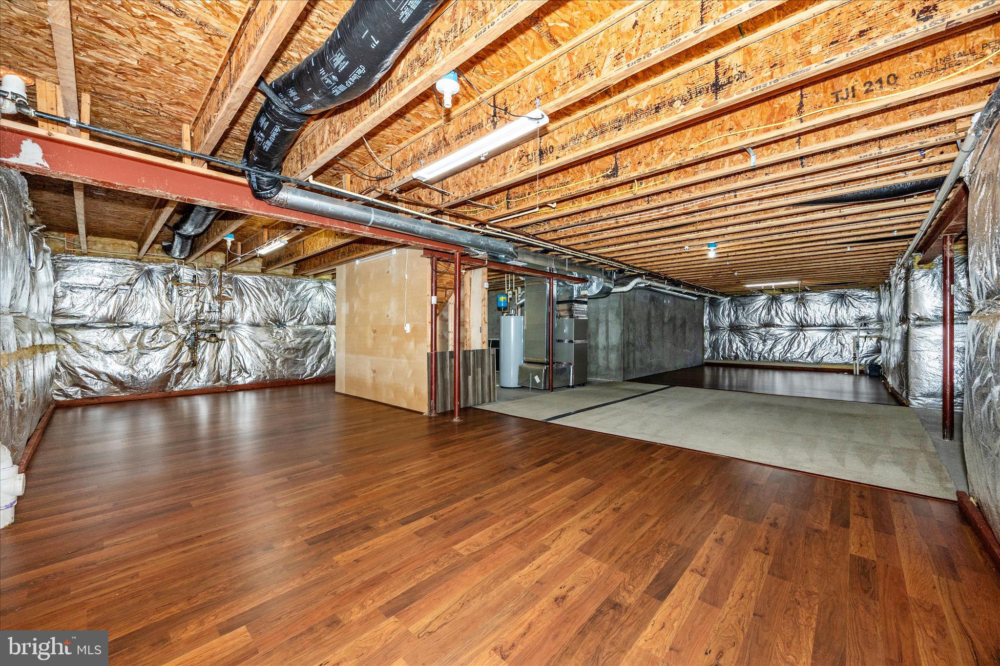 CLOVER RIDGE - Residential