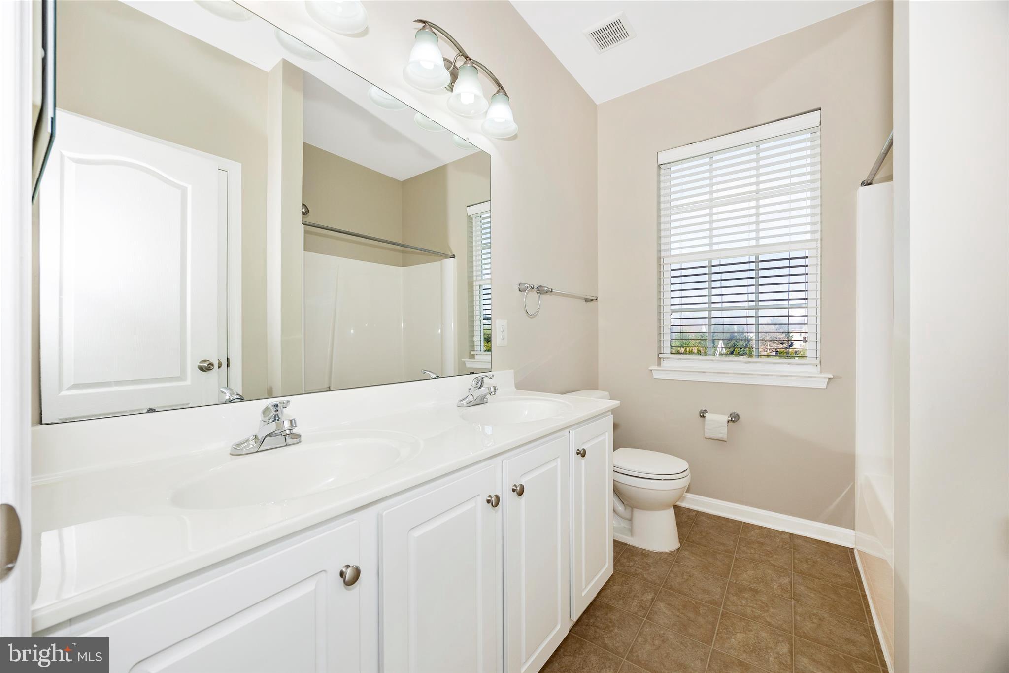 CLOVER RIDGE - Residential