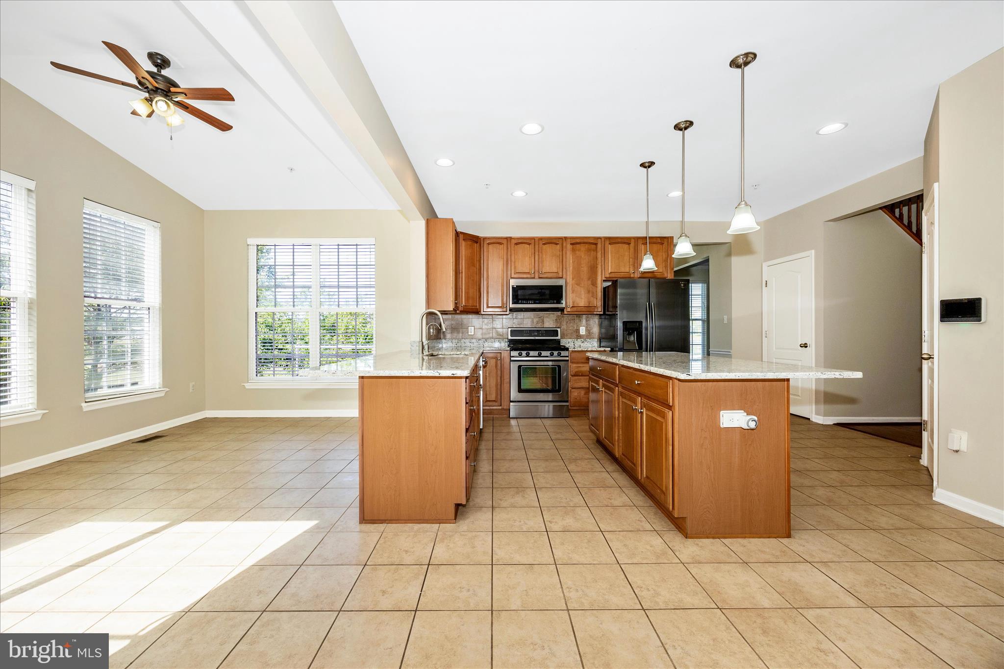 CLOVER RIDGE - Residential