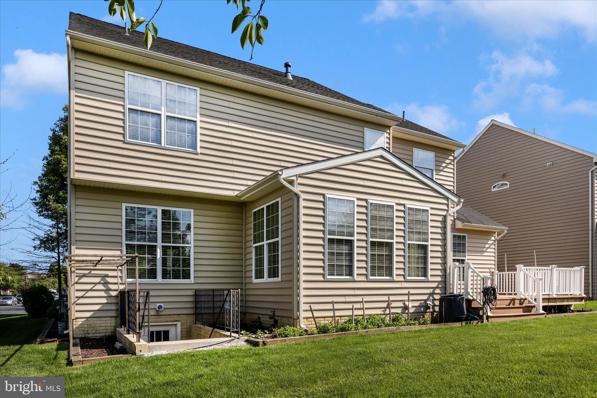 CLOVER RIDGE - Residential