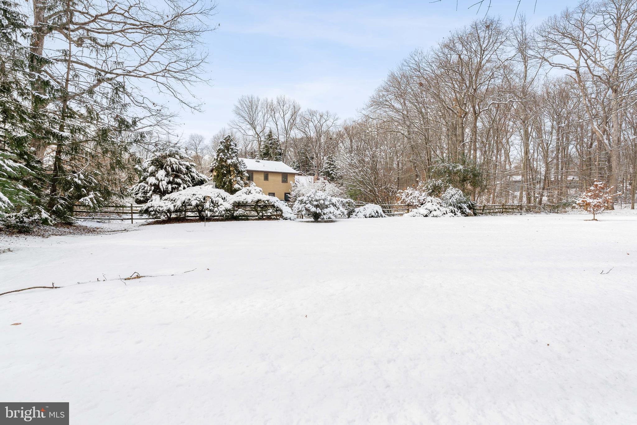 DELAPLAINE MANOR - Residential