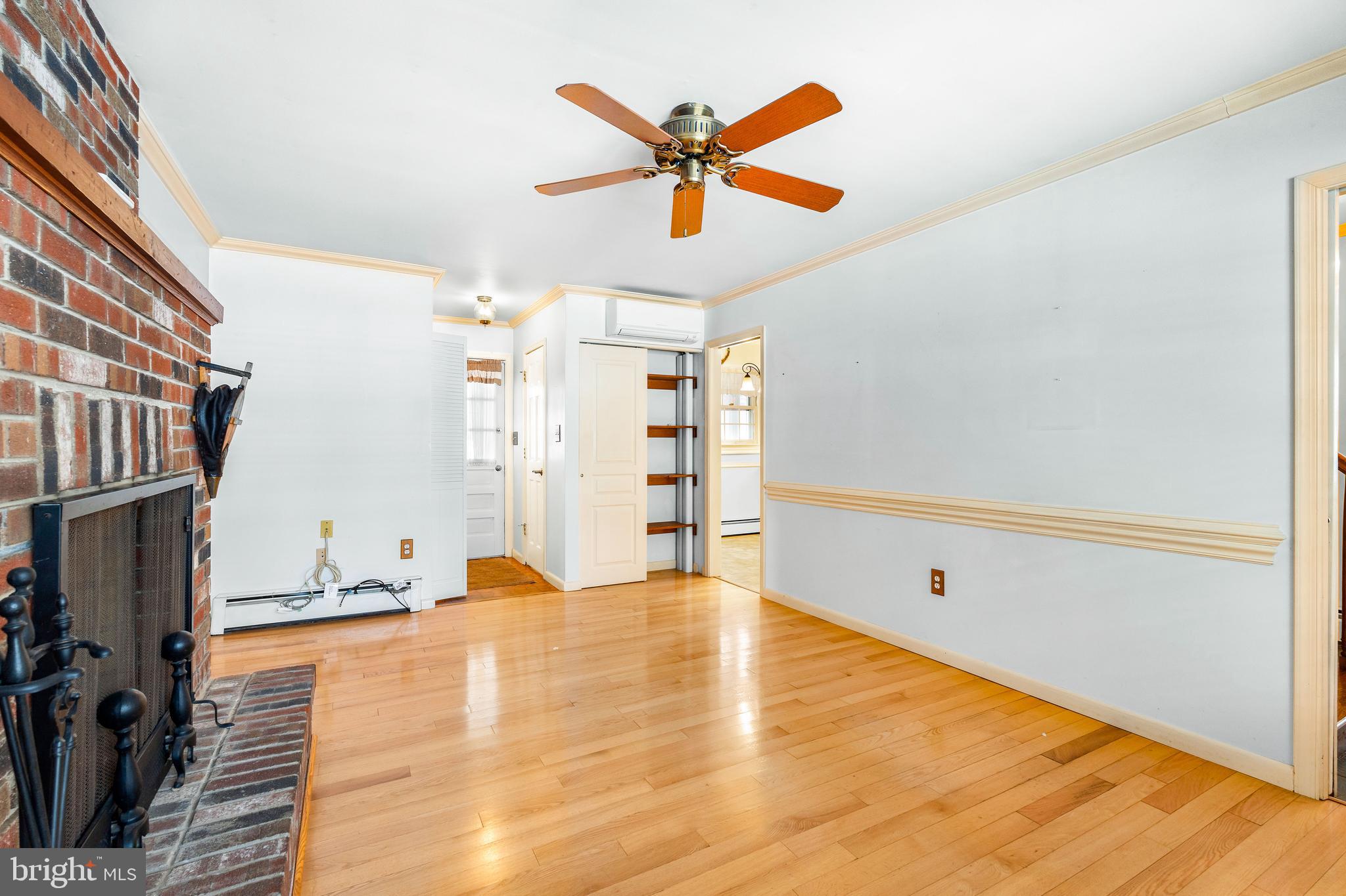 DELAPLAINE MANOR - Residential