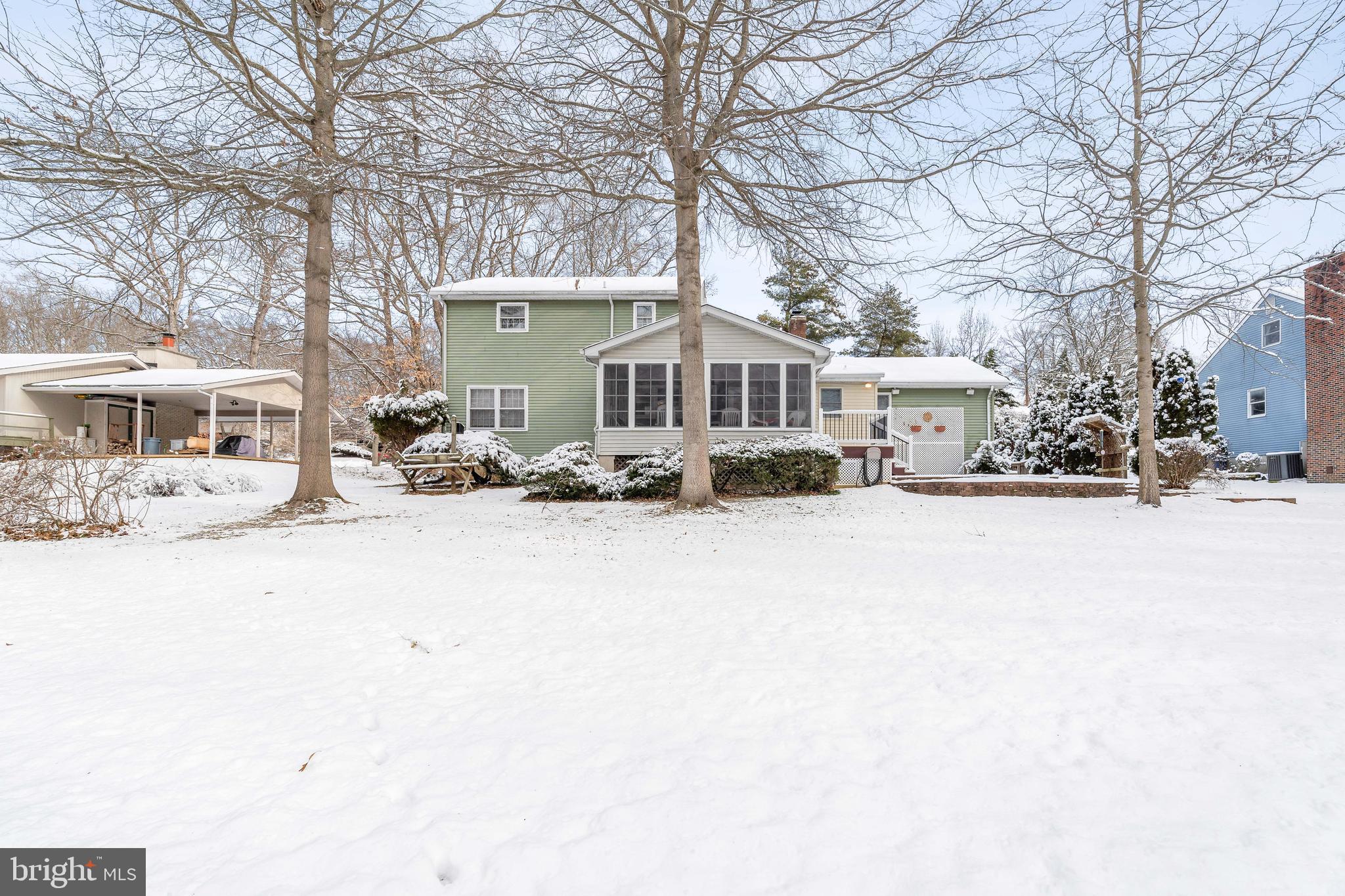 DELAPLAINE MANOR - Residential