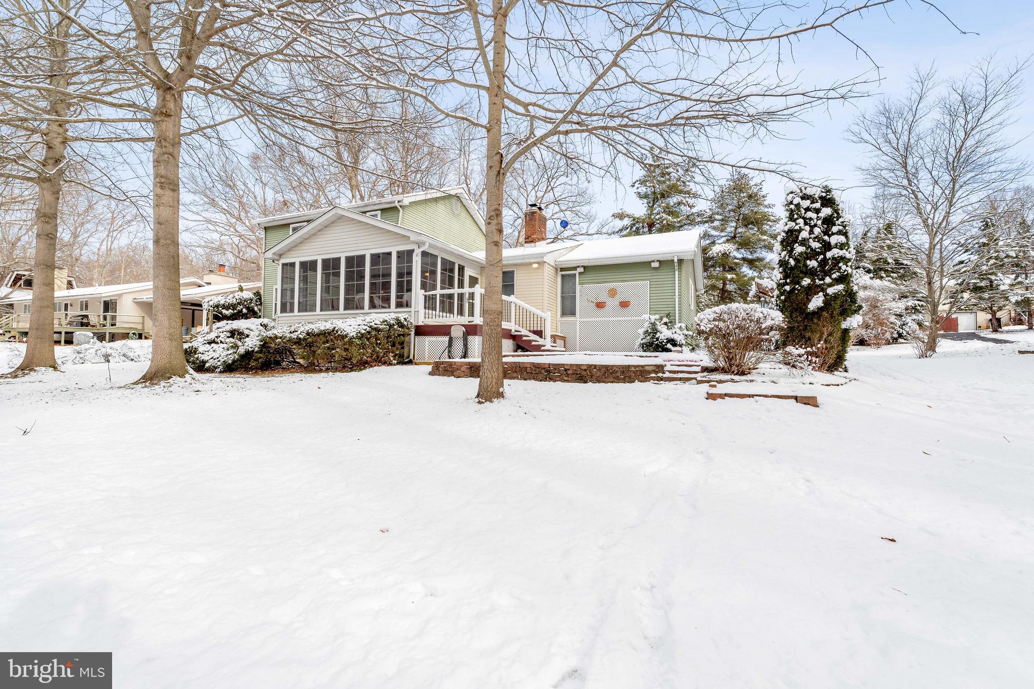 DELAPLAINE MANOR - Residential