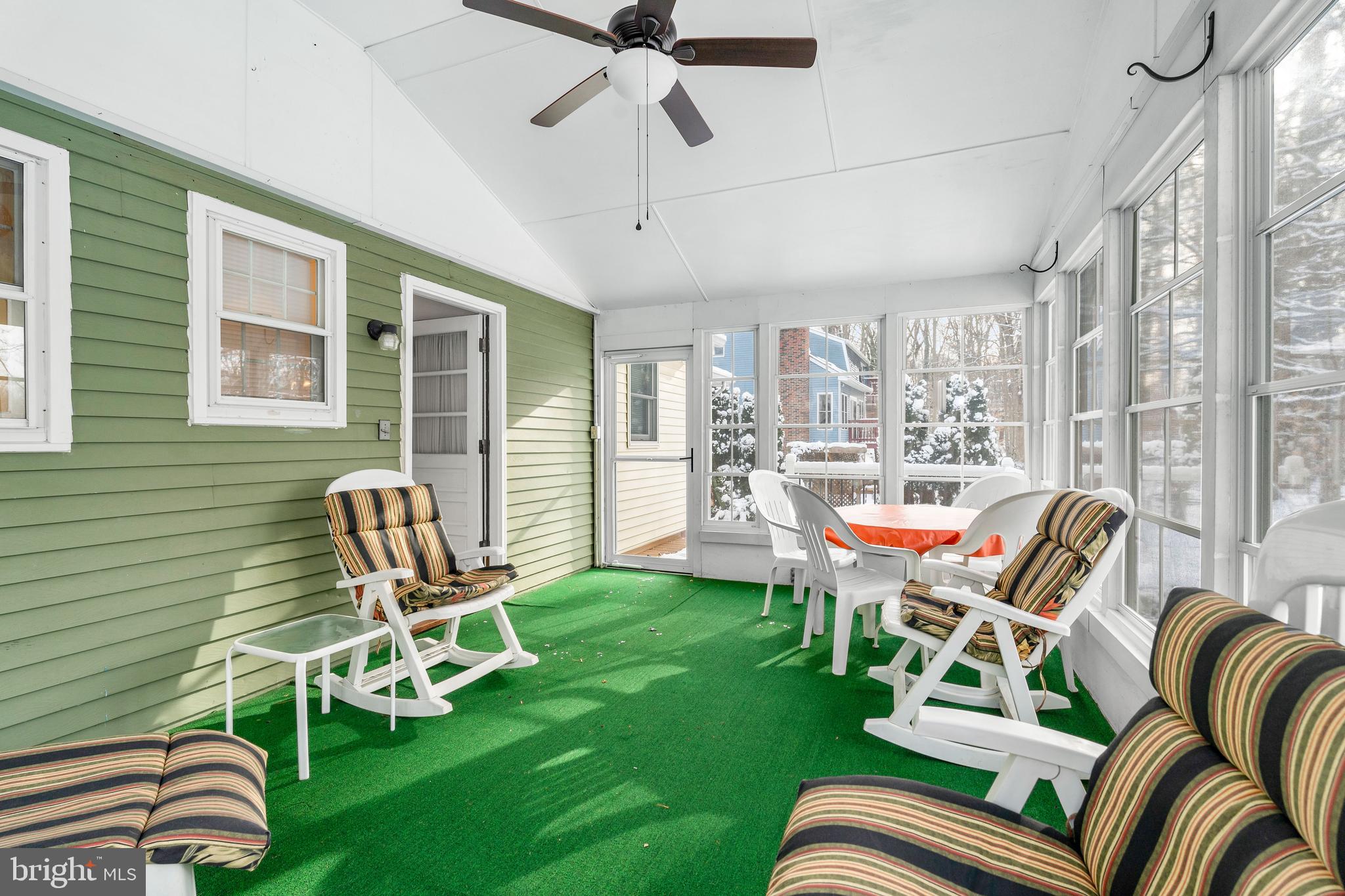 DELAPLAINE MANOR - Residential