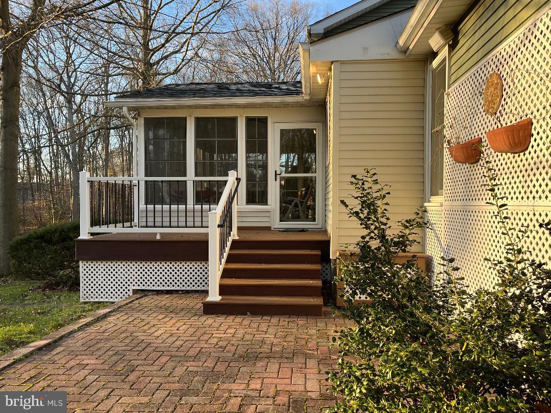 DELAPLAINE MANOR - Residential