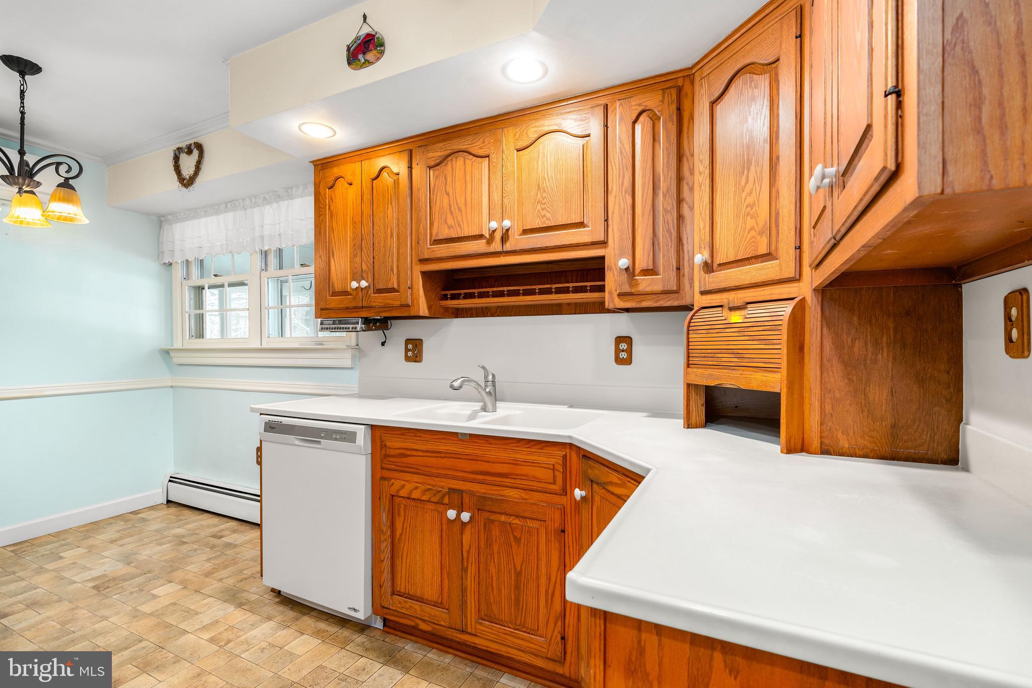 DELAPLAINE MANOR - Residential