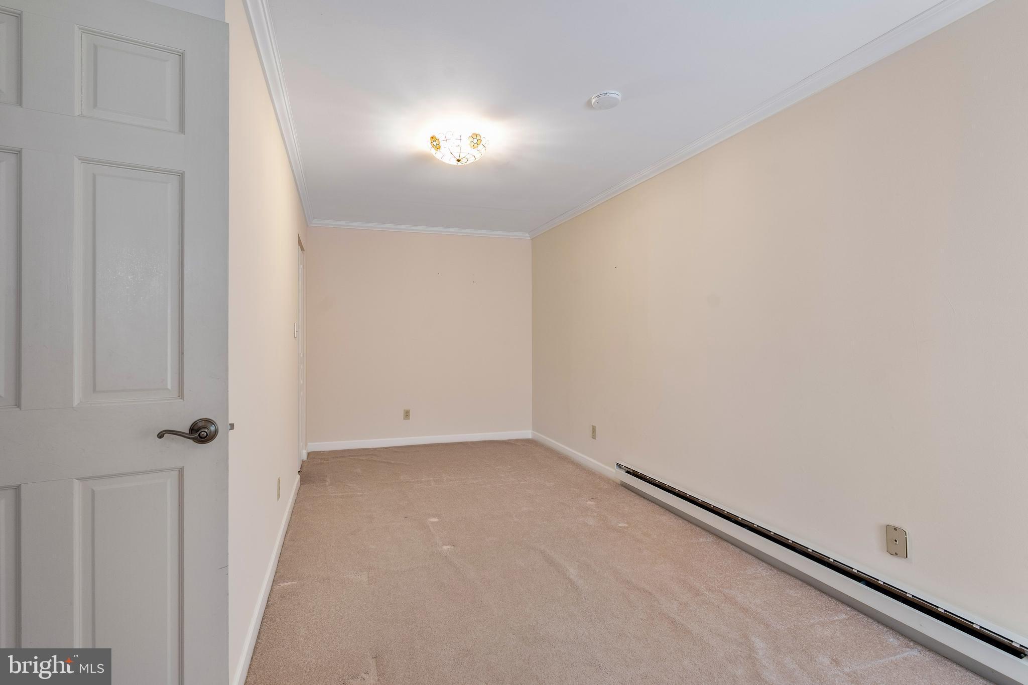 DELAPLAINE MANOR - Residential