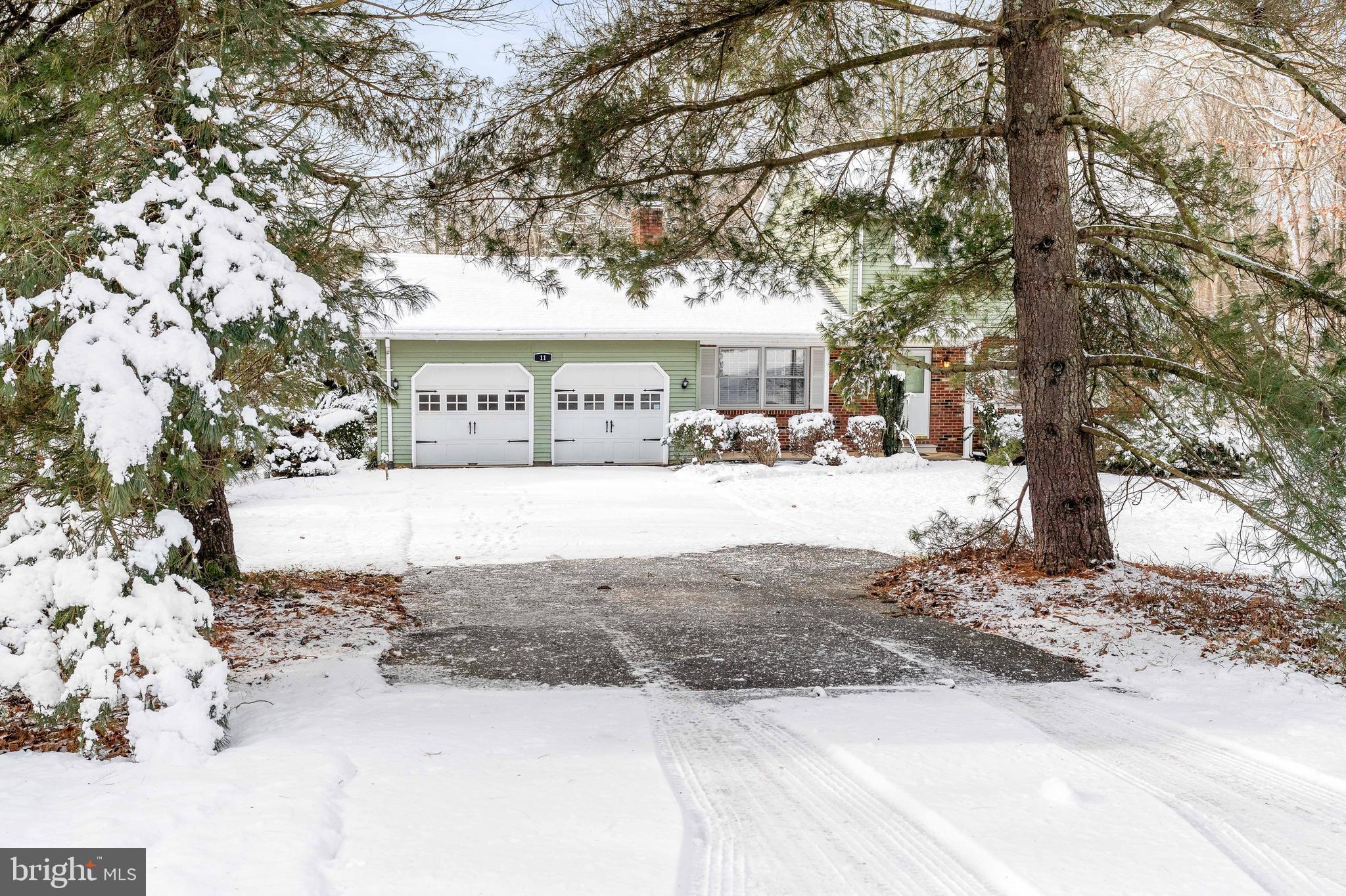 DELAPLAINE MANOR - Residential