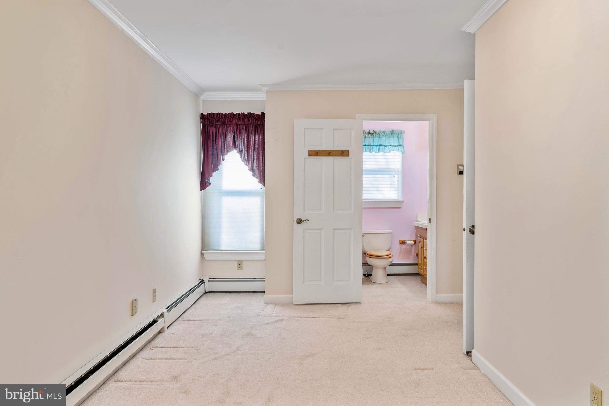 DELAPLAINE MANOR - Residential