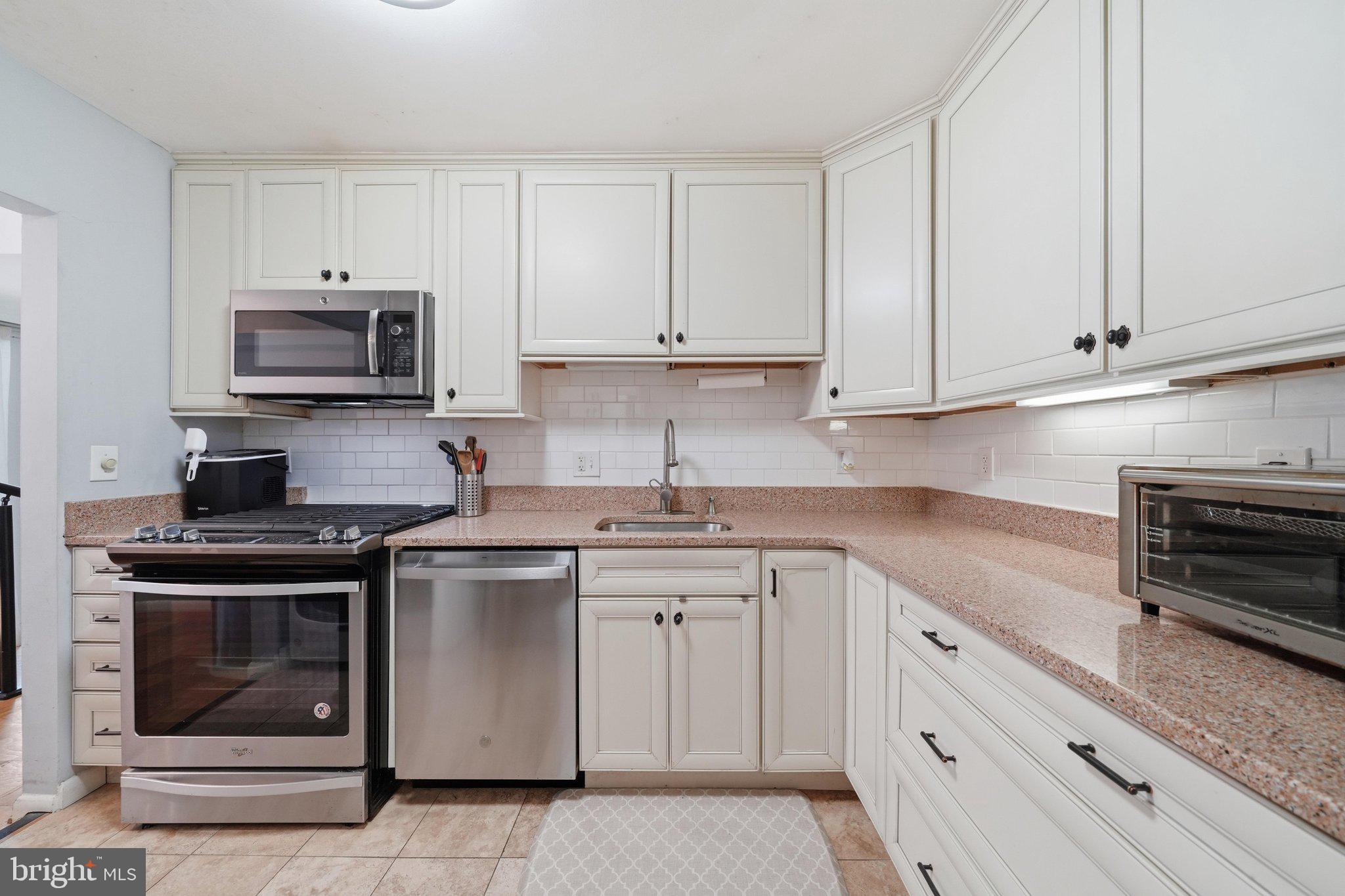 2105 Unit 15-103 WALSH VIEW TERRACE 15