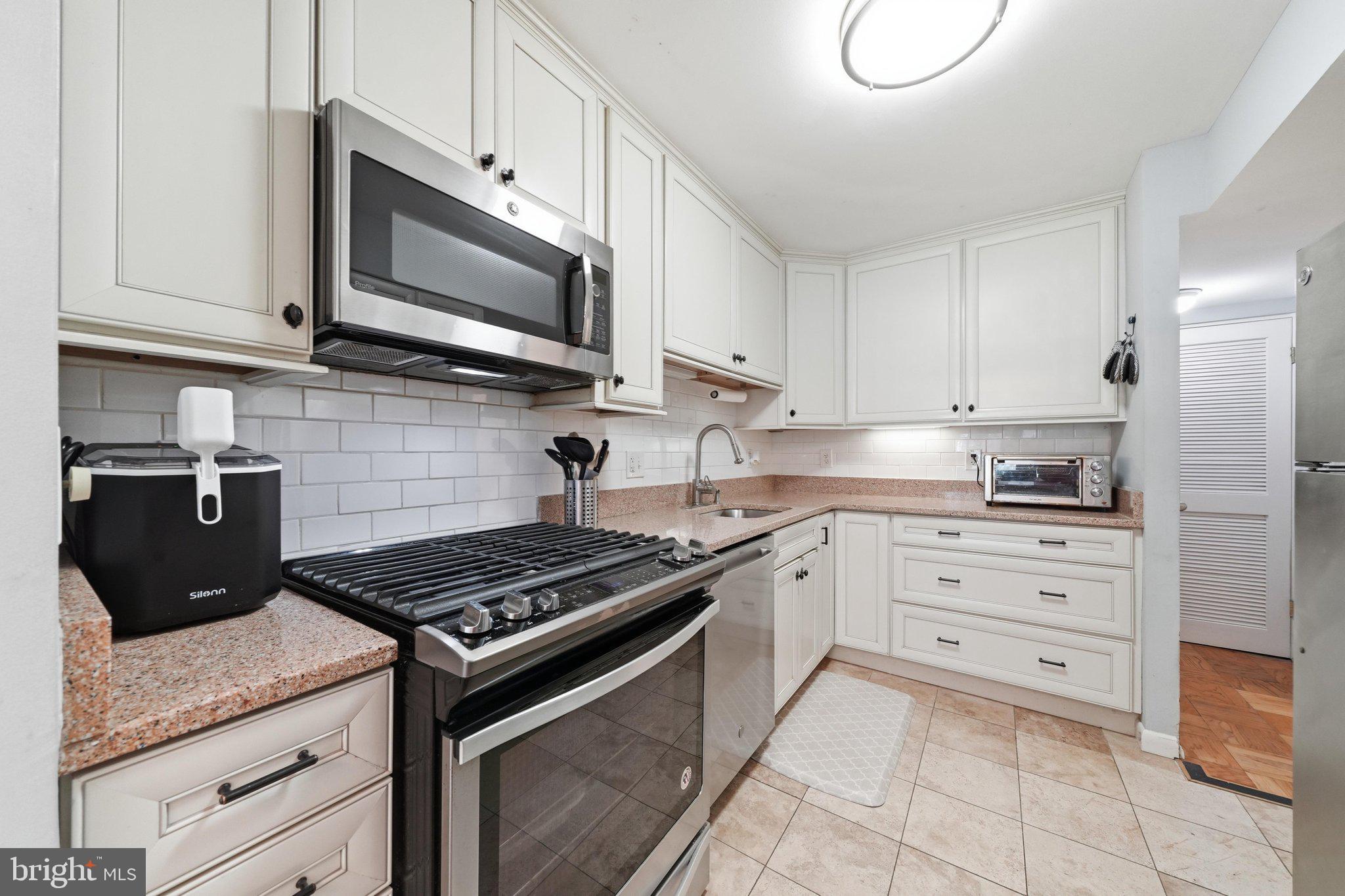 2105 Unit 15-103 WALSH VIEW TERRACE 15