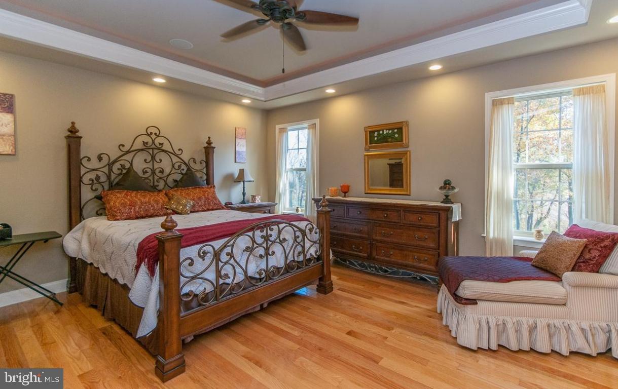 CAMERONS KNOLL - Residential