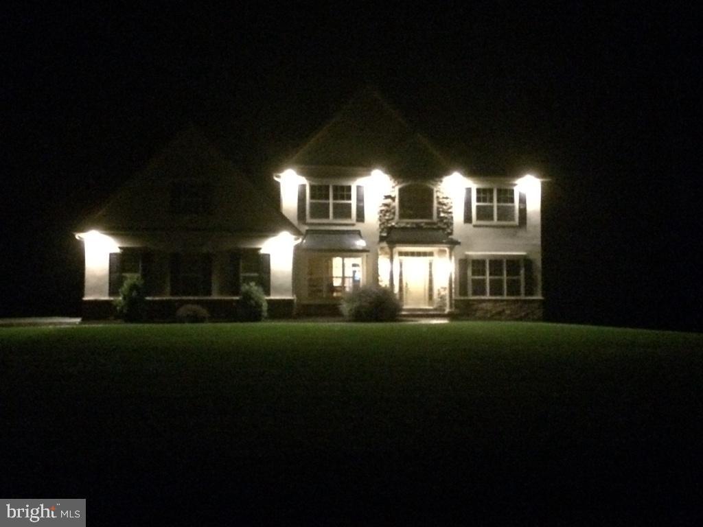 CAMERONS KNOLL - Residential