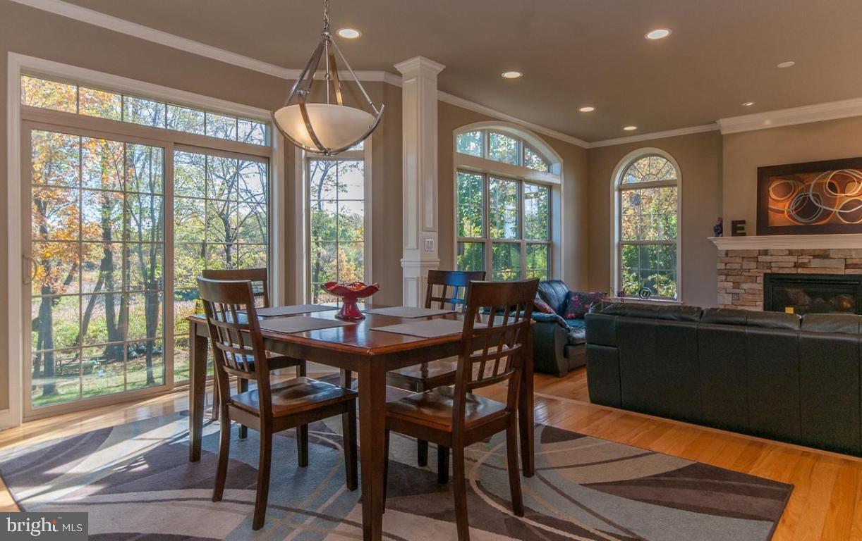 CAMERONS KNOLL - Residential