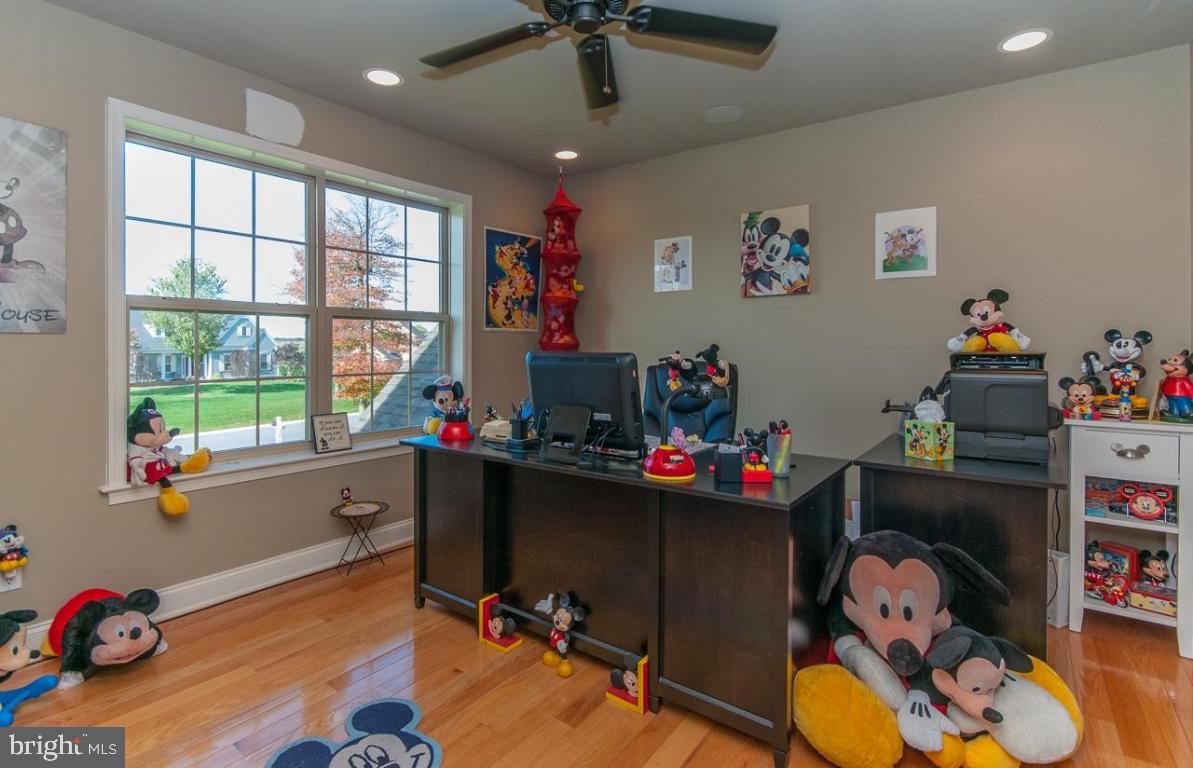 CAMERONS KNOLL - Residential