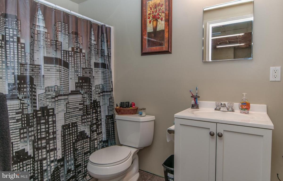 CAMERONS KNOLL - Residential