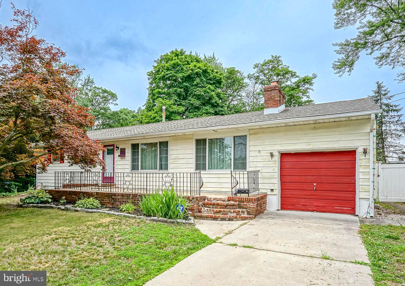Photo 1 of 25 — 1098 GRANDVIEW DRIVE, PINE HILL, NJ 08021