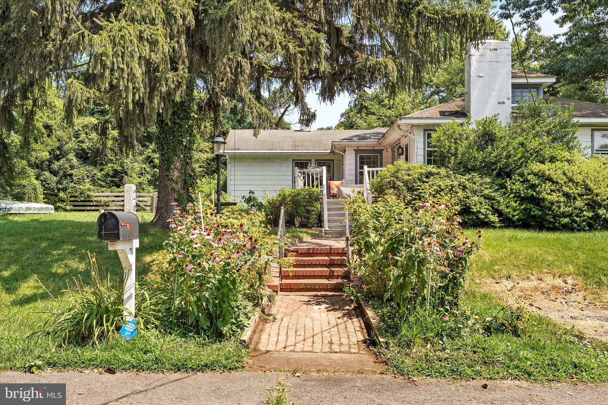 26 MORGAN AVENUE
