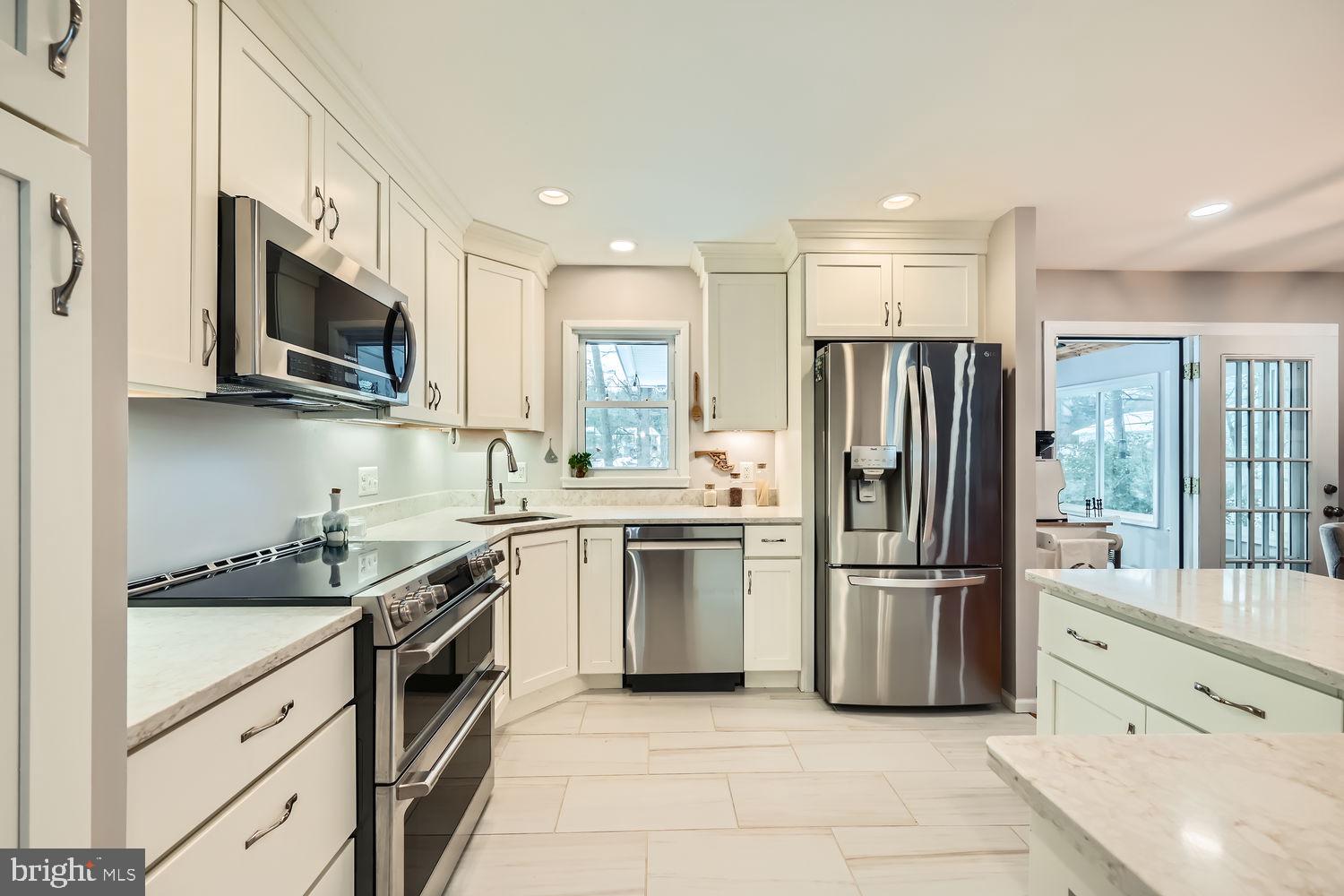 ANCHORAGE - Residential