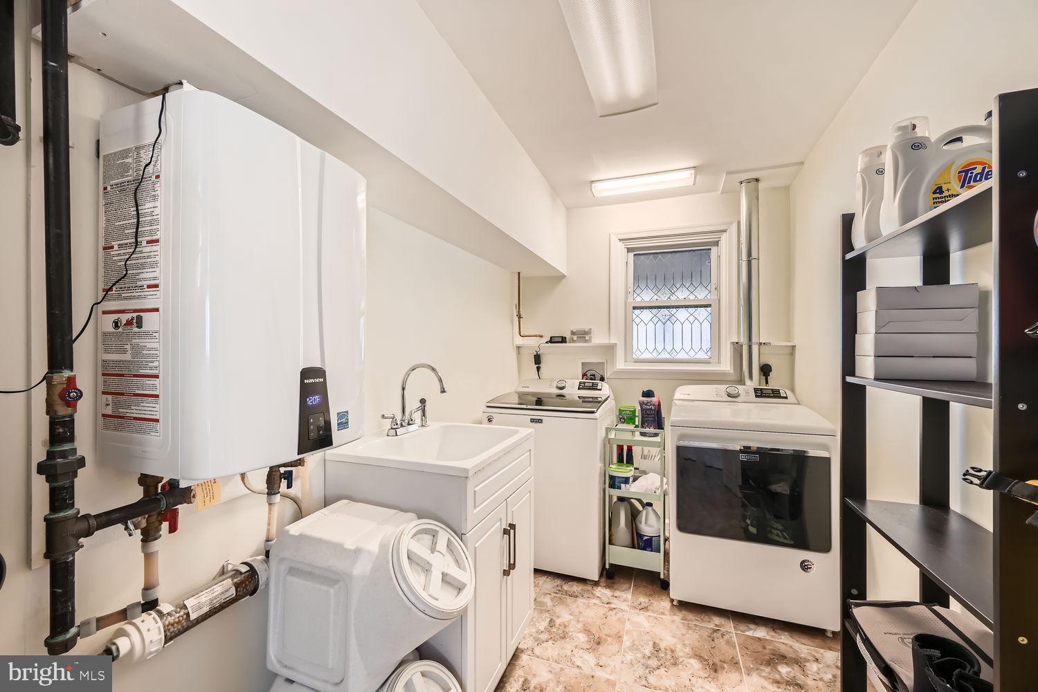 ANCHORAGE - Residential