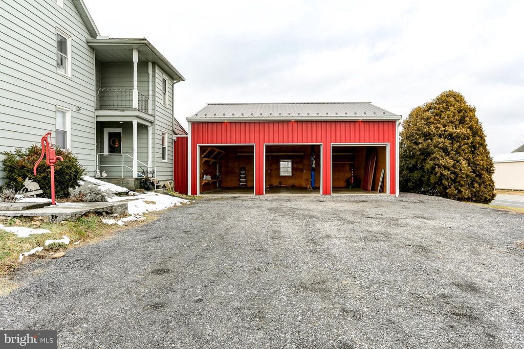 Photo of 31 W Ridge Road, Elizabethtown, PA 17022 (MLS # PALA2047200)